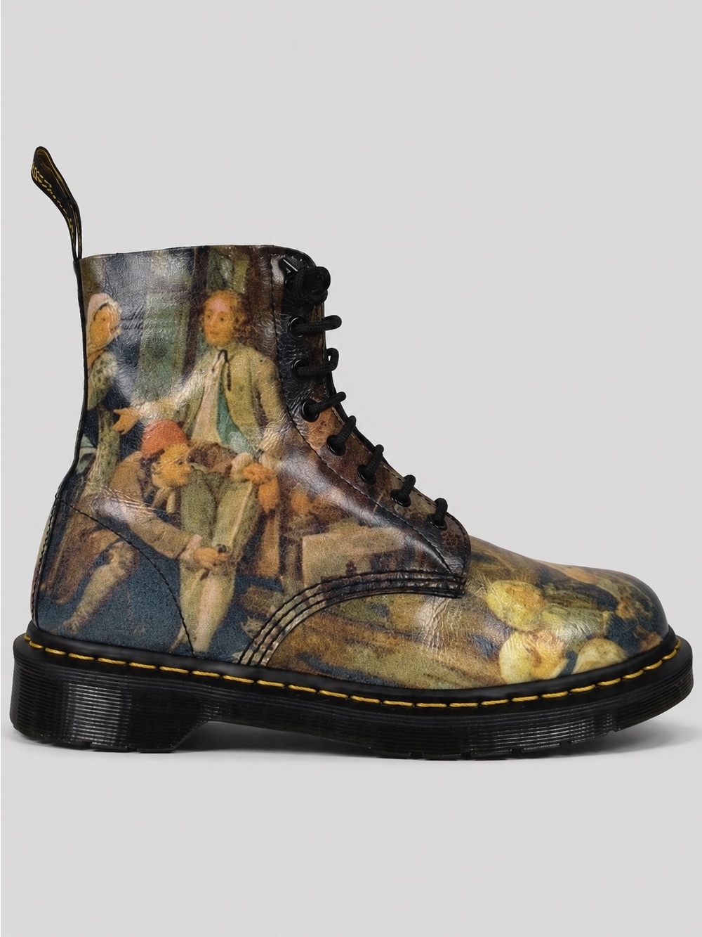 Dr. Martens 1460 Pascal Museum
Edition William Hogarth Women’s size 7 RARE!!!